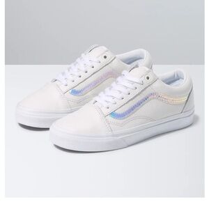 EUC Vans Unisex All Leather Holo Sidestripe Old Skool Shoes - White / True White